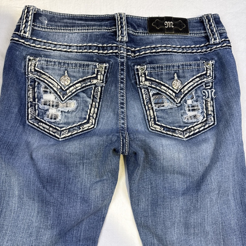 Miss Me JEANS WOMENS 28/32 FACTORY DISTRESSED slim boot bedazzled THICK STITCH
